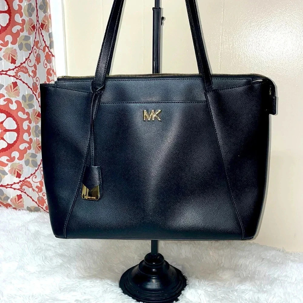 Micheal Kors Black Saffiano Leather Tote